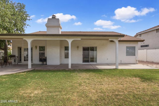 1220 N CAYMAN Drive, Gilbert, AZ 85234