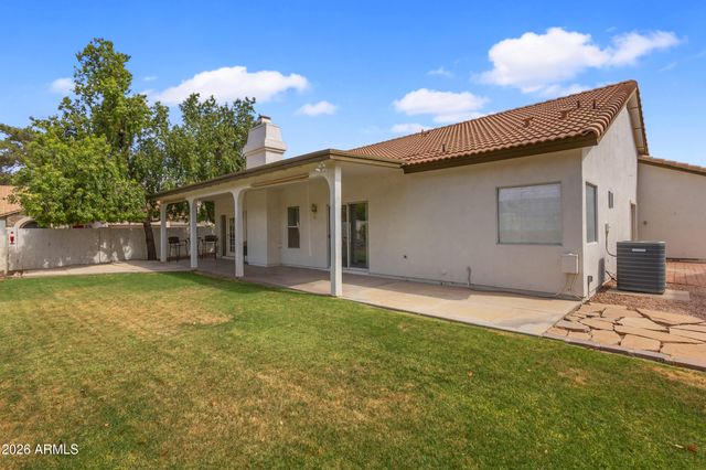 1220 N CAYMAN Drive, Gilbert, AZ 85234