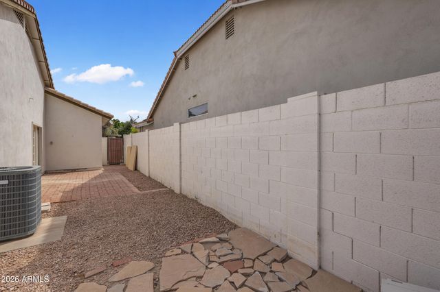 1220 N CAYMAN Drive, Gilbert, AZ 85234
