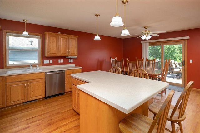 1012 3rd Avenue NE, Byron, MN 55920