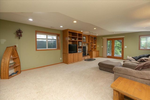 1012 3rd Avenue NE, Byron, MN 55920