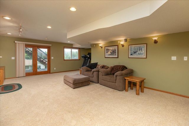 1012 3rd Avenue NE, Byron, MN 55920