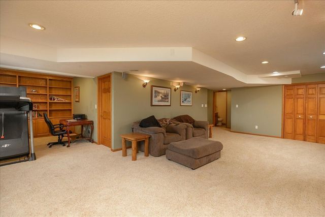 1012 3rd Avenue NE, Byron, MN 55920