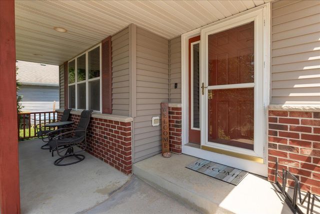 1012 3rd Avenue NE, Byron, MN 55920