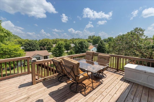 1012 3rd Avenue NE, Byron, MN 55920