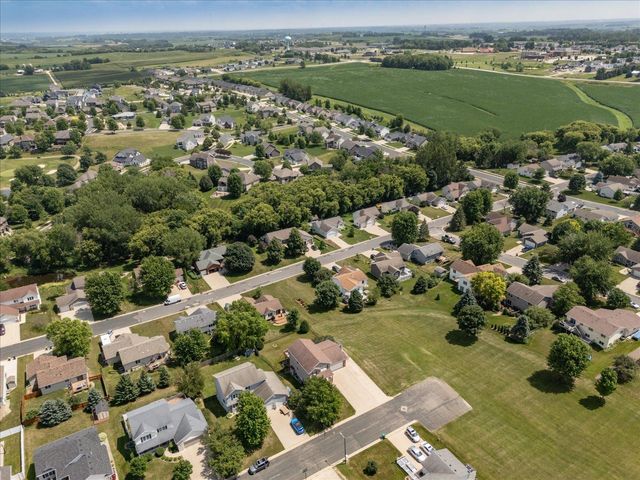1012 3rd Avenue NE, Byron, MN 55920