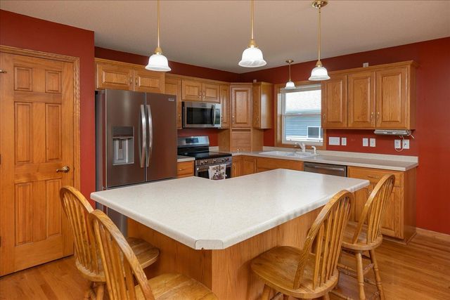 1012 3rd Avenue NE, Byron, MN 55920