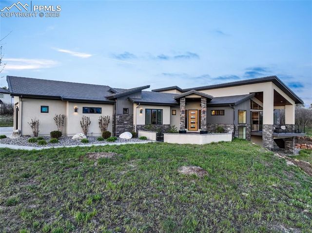 3585 Meadow Run Circle, Colorado Springs, CO 80908