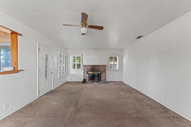 7265 Falcon Rd, Fair Oaks, CA 95628
