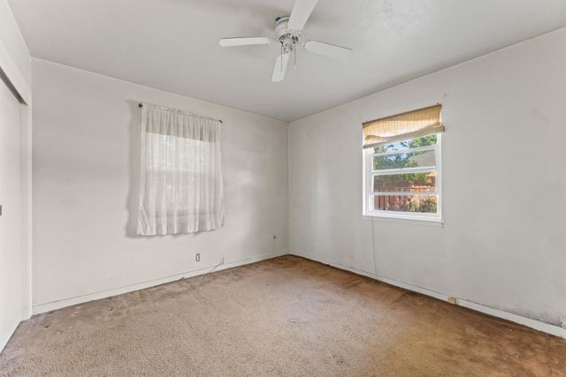 7265 Falcon Rd, Fair Oaks, CA 95628