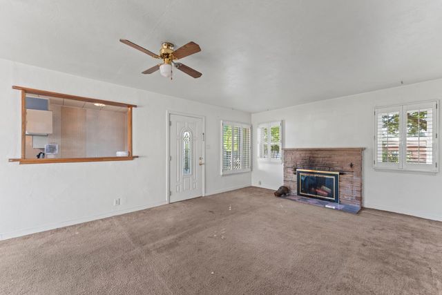 7265 Falcon Rd, Fair Oaks, CA 95628