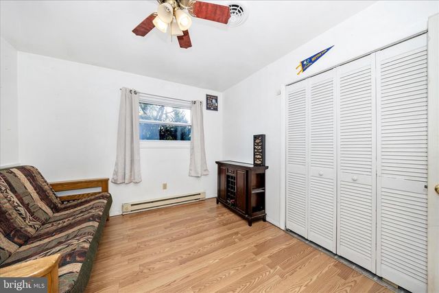 202 BETHLEHEM CT, Hagerstown, MD 21740