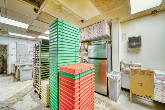 Pizzeria Restaurant For Sale In South Miami, South Miami, FL 33143