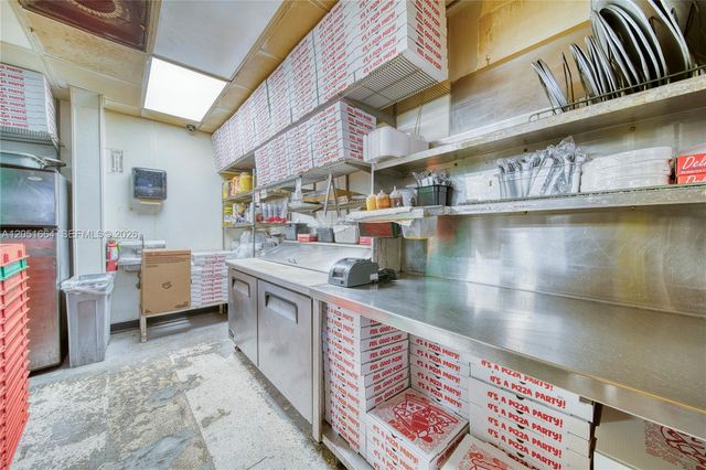 Pizzeria Restaurant For Sale In South Miami, South Miami, FL 33143