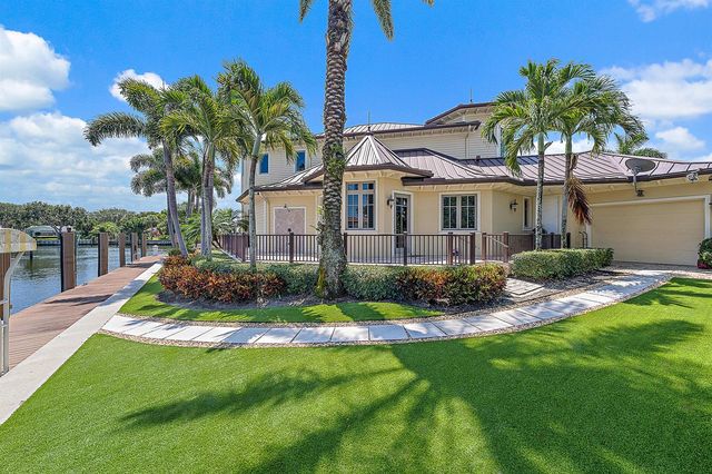 2365 Azure Circle, Palm Beach Gardens, FL 33410