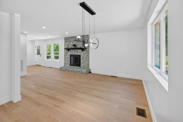 204 Carson Drive, Cowpens, SC 29330