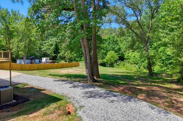 204 Carson Drive, Cowpens, SC 29330