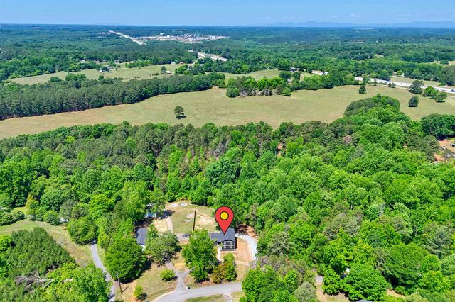 204 Carson Drive, Cowpens, SC 29330