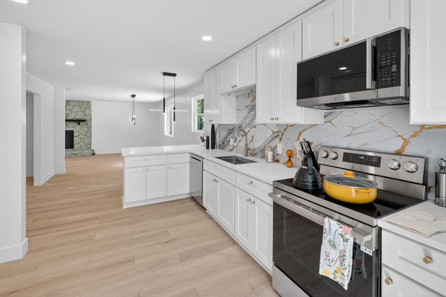 204 Carson Drive, Cowpens, SC 29330