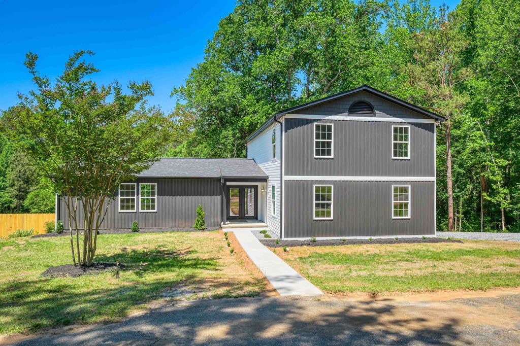 204 Carson Drive, Cowpens, SC 29330