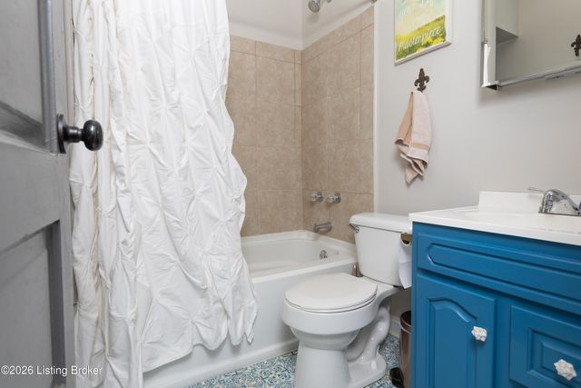 417 Gwendolyn St, Louisville, KY 40203