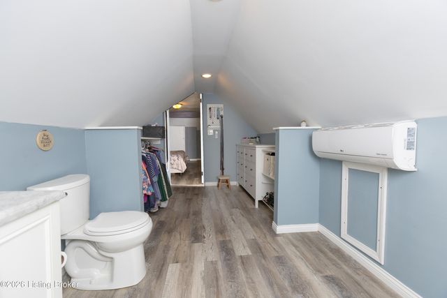 417 Gwendolyn St, Louisville, KY 40203