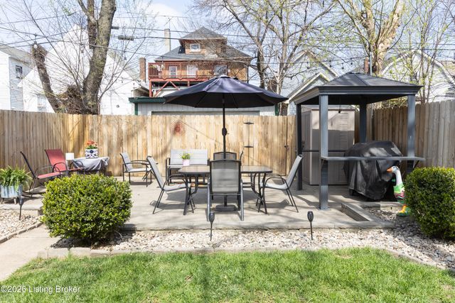 417 Gwendolyn St, Louisville, KY 40203