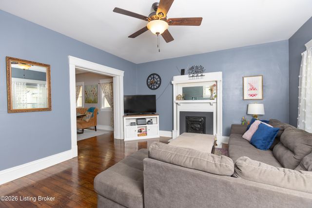 417 Gwendolyn St, Louisville, KY 40203