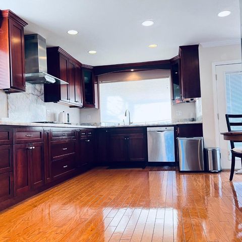 35 Sierra Ridge Court, Danville, CA 94506