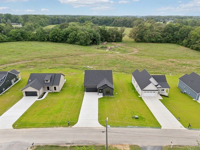 811 Oconnor St, Smithville, TN 37166