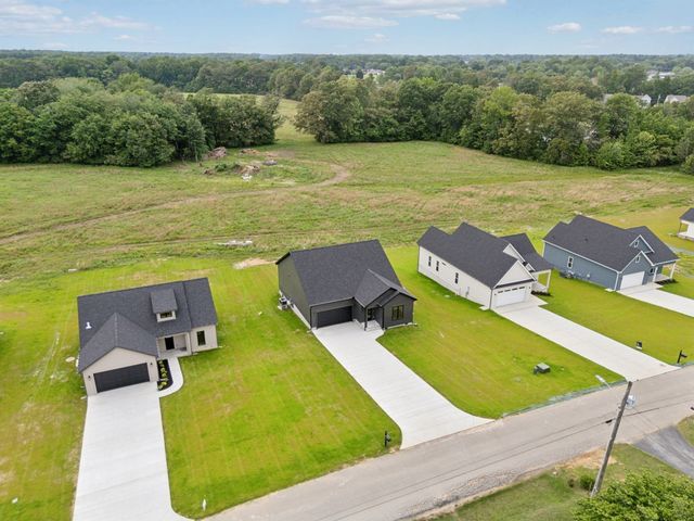 811 Oconnor St, Smithville, TN 37166