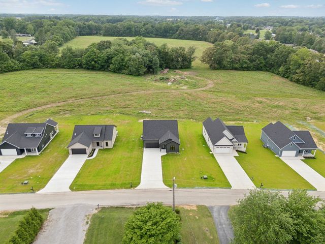 811 Oconnor St, Smithville, TN 37166