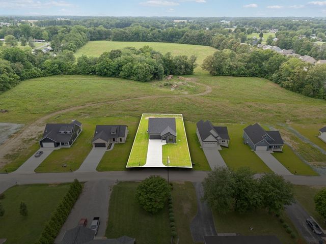 811 Oconnor St, Smithville, TN 37166