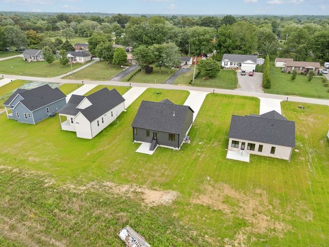 811 Oconnor St, Smithville, TN 37166