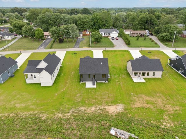 811 Oconnor St, Smithville, TN 37166