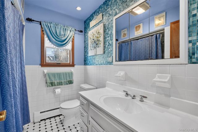 191 Morsemere Avenue, Yonkers, NY 10703