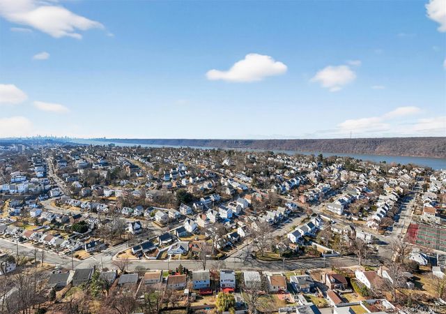 191 Morsemere Avenue, Yonkers, NY 10703