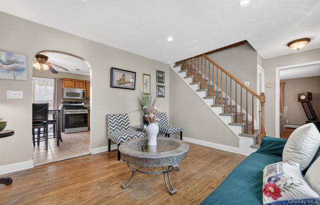 191 Morsemere Avenue, Yonkers, NY 10703