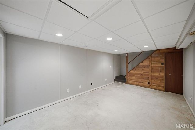 36 Marine Lane, Maryland Heights, MO 63043
