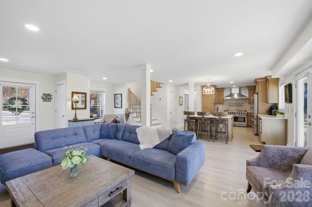 1186 Riverwood Drive, Lexington, NC 27292