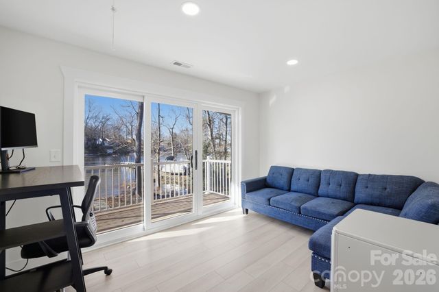 1186 Riverwood Drive, Lexington, NC 27292