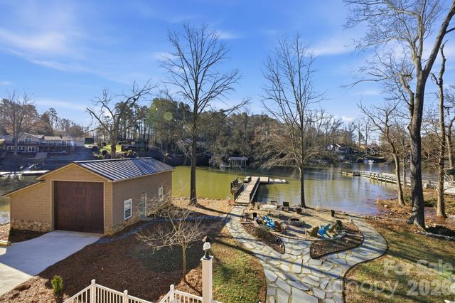 1186 Riverwood Drive, Lexington, NC 27292