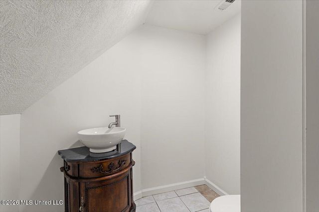 504 Asbury Lane Drive, Pearl, MS 39208