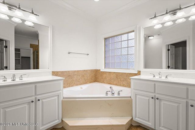 504 Asbury Lane Drive, Pearl, MS 39208