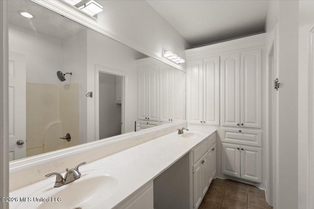504 Asbury Lane Drive, Pearl, MS 39208
