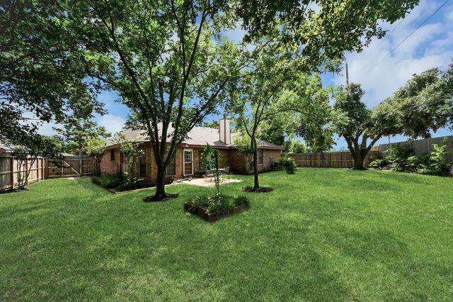 17619 Hamilwood Drive, Houston, TX 77095