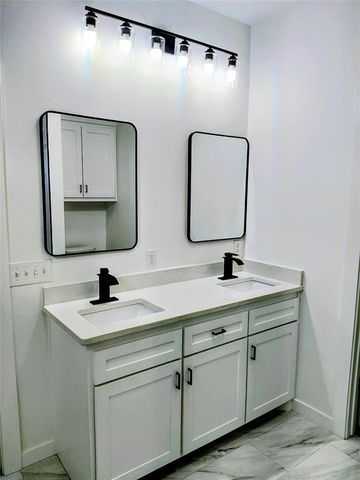 236 NW 122nd Street - Unit B, Oklahoma City, OK 73114