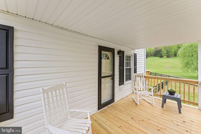 2459 THOROUGHFARE RD, Brightwood, VA 22715