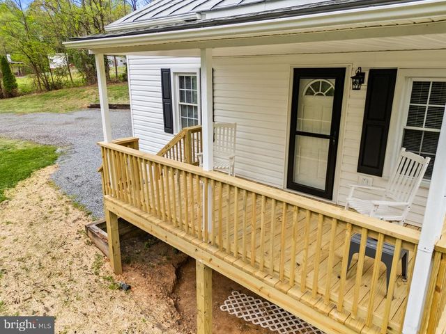 2459 THOROUGHFARE RD, Brightwood, VA 22715