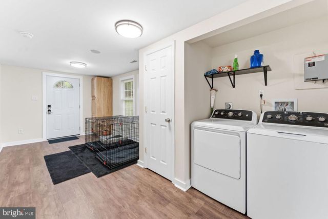 2459 THOROUGHFARE RD, Brightwood, VA 22715